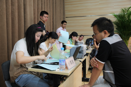 公司召开全体股东大会 公司召开全体股东大会