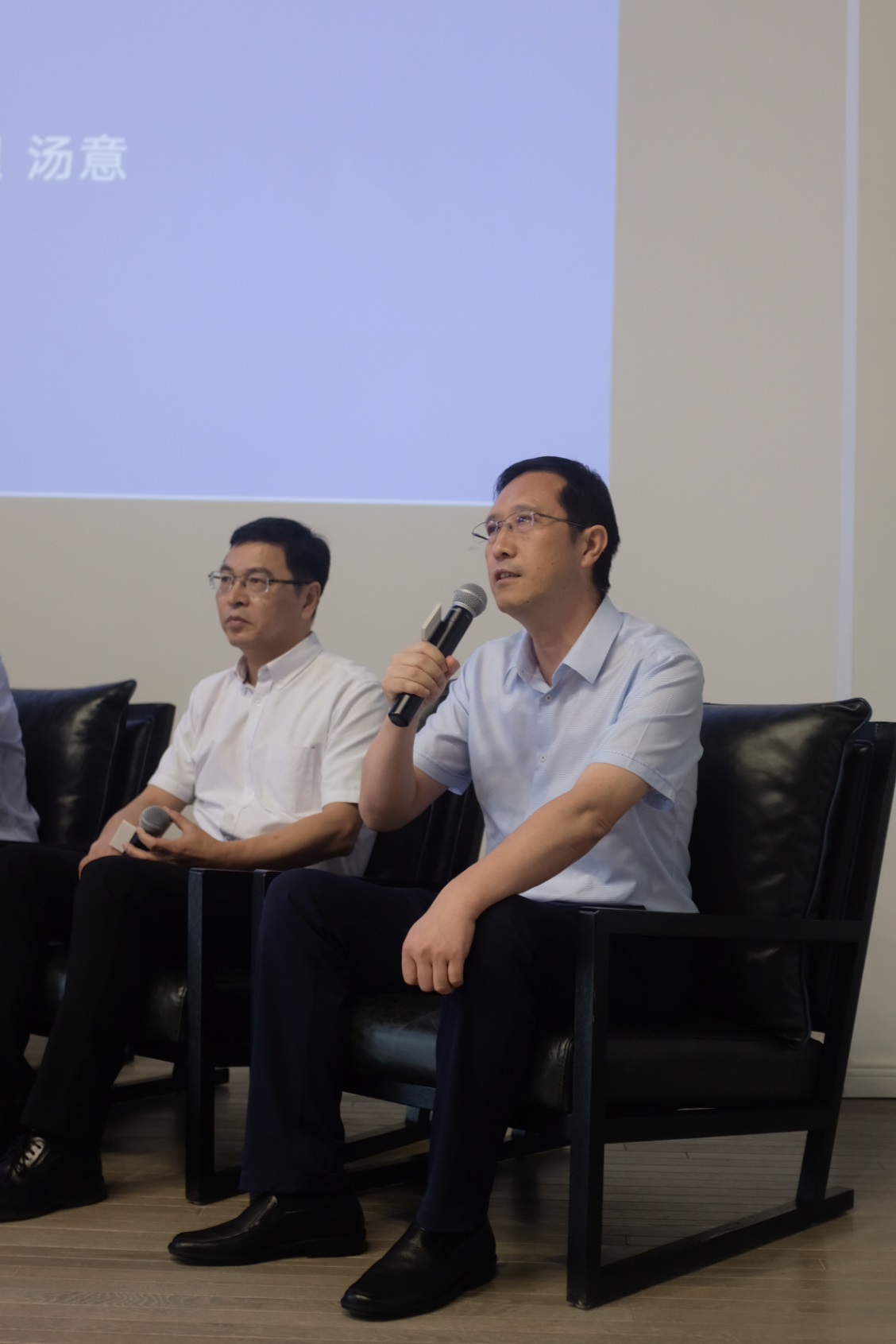 公司被武汉设计之都促进中心选为“常务理事单位”