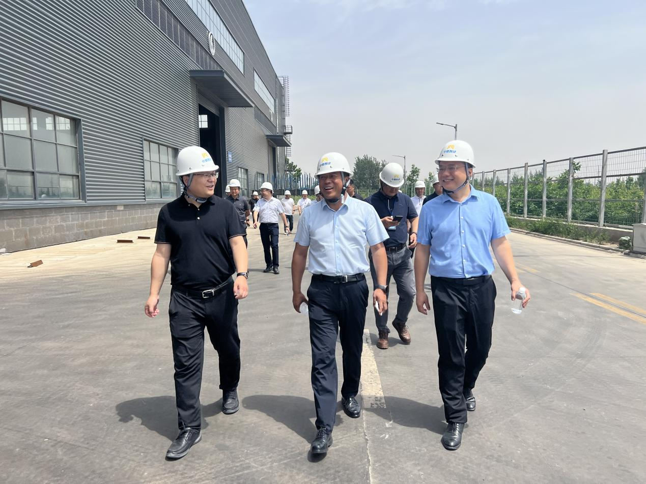 洛阳市伊滨区人大工委刘宗苗副主任、洛阳国建建设投资有限公司丁延峰董事长一行莅临河南中鼎智建科技有限公司调研座谈 洛阳市伊滨区人大工委刘宗苗副主任、洛阳国建建设投资有限公司丁延峰董事长一行莅临河南中鼎智建科技有限公司调研座谈