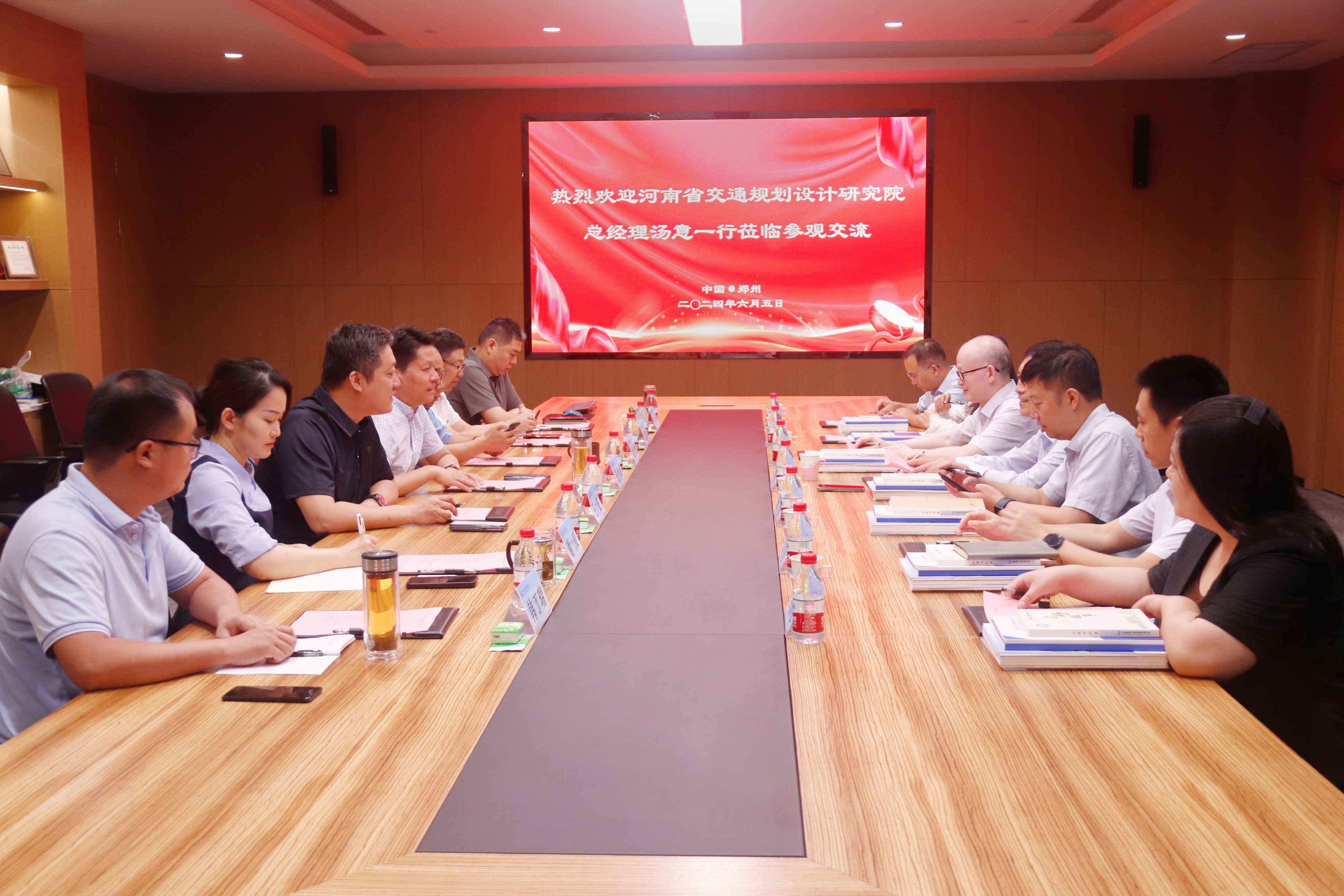 公司总经理汤意赴河南二建开展业务交流/ 公司总经理汤意赴河南二建开展业务交流