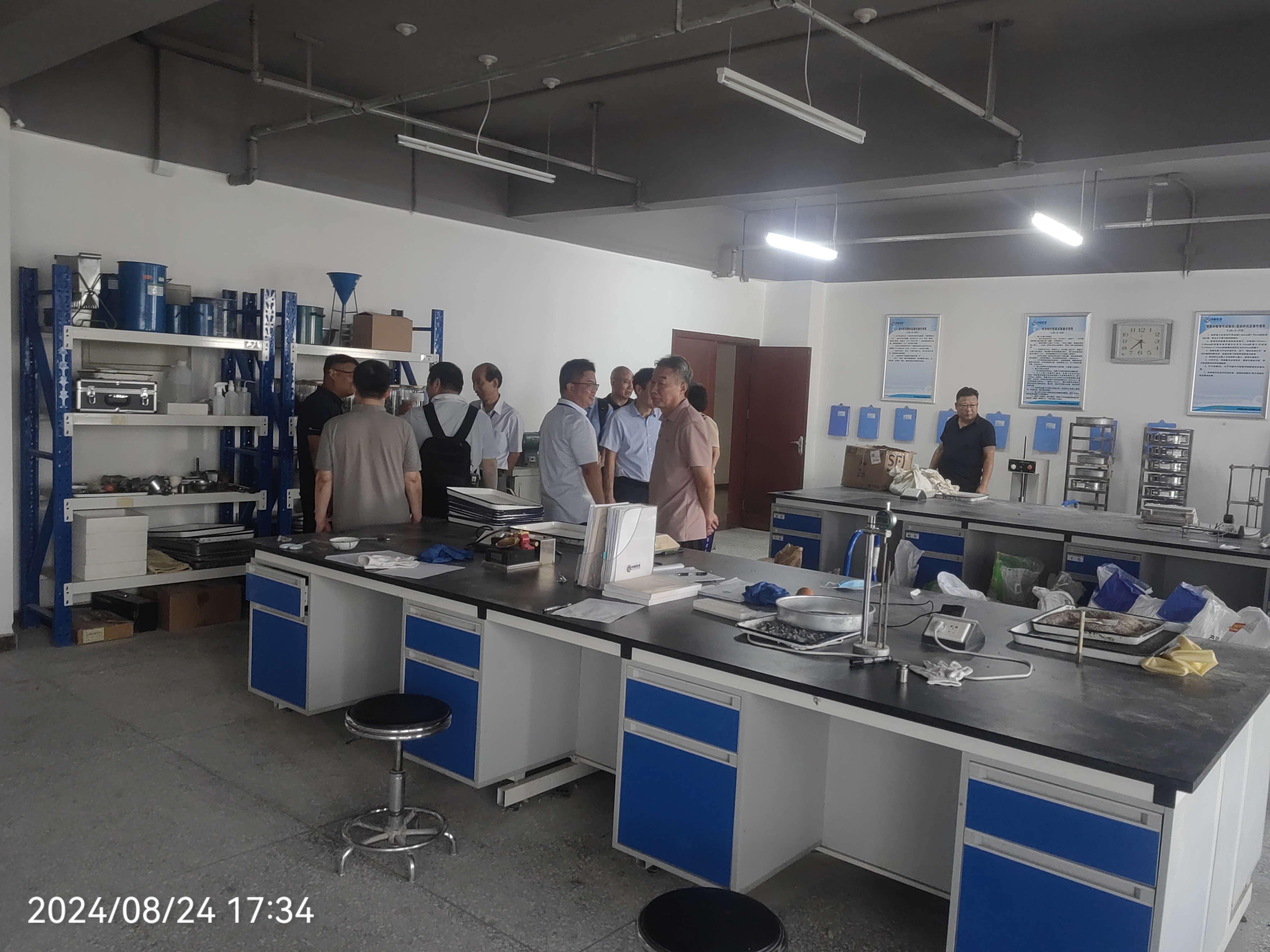 结构防水技术与新材料应用研讨会在郑州召开/ 结构防水技术与新材料应用研讨会在郑州召开