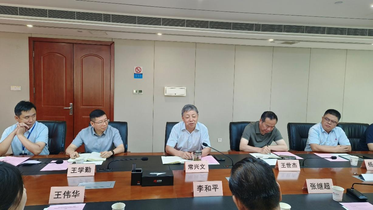 集团荣获环保联合会特等奖 副会长单位殊荣 集团荣获环保联合会特等奖 副会长单位殊荣
